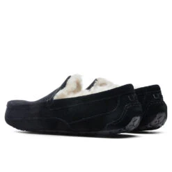Ugg Ascot Slipper - Black -Ugg Shop UGG Ascot Slipper Black 1101110 BLK 01 01 2022 01 3