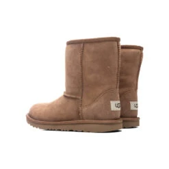 Ugg Kids Classic II Boot - Chestnut 6 Ugg Kids Classic II Boot - Chestnut -Ugg Shop UGG Kids Classic II Boot Chestnut 1017703K CHE 01 29 2022 01 3