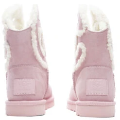 UGG X Telfar Logo Mini - Pink -Ugg Shop UGG x Telfar Logo Mini Pink 1122991 PINK 10 22 2021 01 4