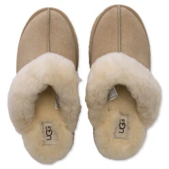 Ugg Women's Disquette Slipper - Sand -Ugg Shop Women s Disquette Slipper Sand 1122550 SAN 12 16 24 Feature KN 6